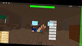 Schwule Jungs schließen sich für intensive Roblox-Action zusammen.