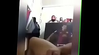 El encuentro apasionado de un joven gay malasio capturado en video X