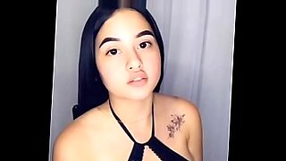 La fama de TikTok de una adolescente india lleva a un sexo apasionado.