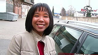 Rencontre chaude à Berlin avec l'escorte asiatique Vivi