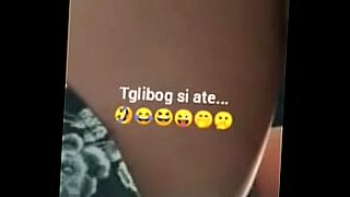 Một người phụ nữ Philippines thực hiện một blowjob khiến đối tác của cô trở nên nổi tiếng.